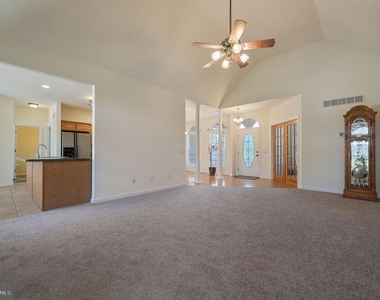 85 Redcrest Court - Photo Thumbnail 4