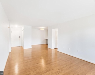 700 7th Street Sw - Photo Thumbnail 6