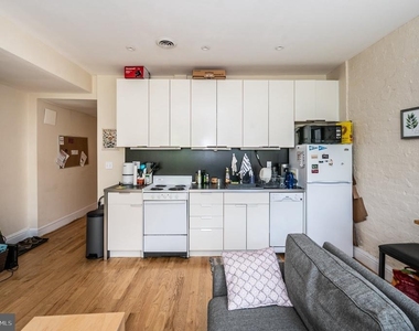 2470 Ontario Road Nw - Photo Thumbnail 6