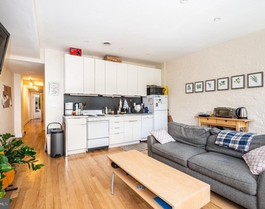 2470 Ontario Road Nw - Photo Thumbnail 3