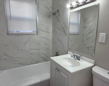 3207 11th Pl Se - Photo Thumbnail 9
