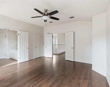 9341 Bernoulli Dr - Photo Thumbnail 16