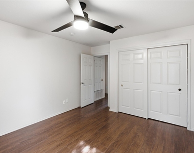 9341 Bernoulli Dr - Photo Thumbnail 18