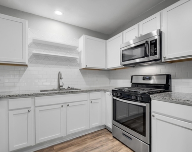 6301 Arnold Dr - Photo Thumbnail 9