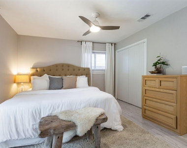 5402 Fernview Rd - Photo Thumbnail 19