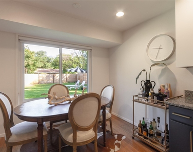 5402 Fernview Rd - Photo Thumbnail 8