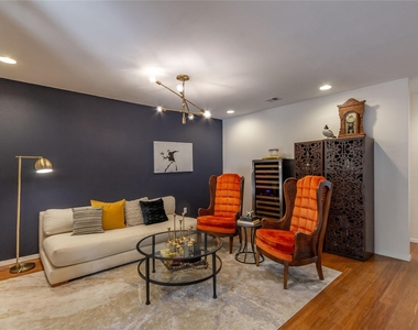 5402 Fernview Rd - Photo Thumbnail 3
