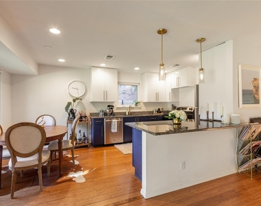 5402 Fernview Rd - Photo Thumbnail 7