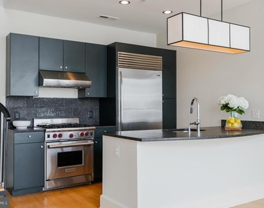 2516 Q Street Nw - Photo Thumbnail 9