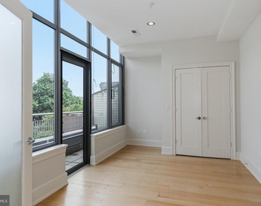 2516 Q Street Nw - Photo Thumbnail 13