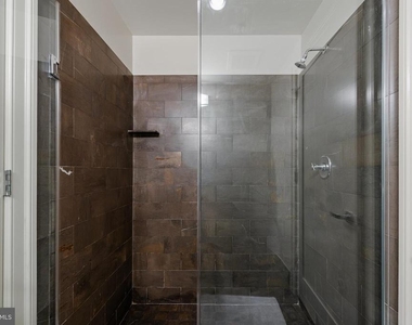 2516 Q Street Nw - Photo Thumbnail 17