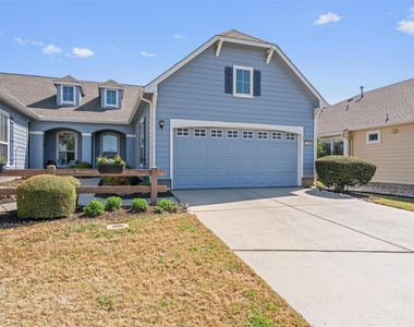 118 Portsmouth Dr - Photo Thumbnail 2