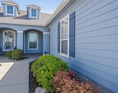 118 Portsmouth Dr - Photo Thumbnail 3