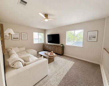 10501 Wylie Dr - Photo Thumbnail 14