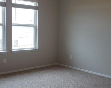 5612 Respinto Dr - Photo Thumbnail 12
