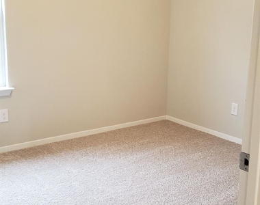 5612 Respinto Dr - Photo Thumbnail 17