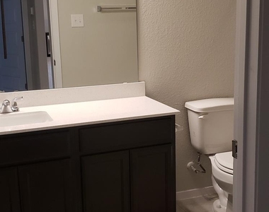 5612 Respinto Dr - Photo Thumbnail 18
