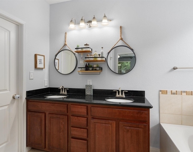1406 Grande Mesa Dr - Photo Thumbnail 10