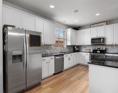 1406 Grande Mesa Dr - Photo Thumbnail 7
