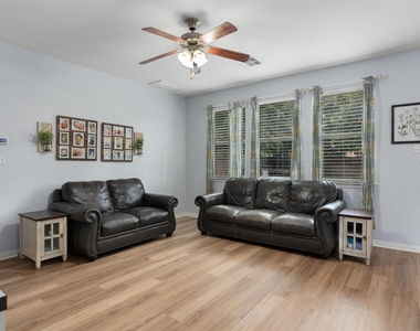 1406 Grande Mesa Dr - Photo Thumbnail 5