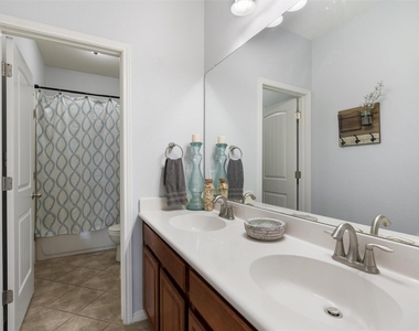 1406 Grande Mesa Dr - Photo Thumbnail 16