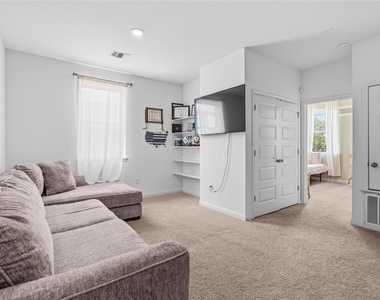 7704 Norah Dr - Photo Thumbnail 7