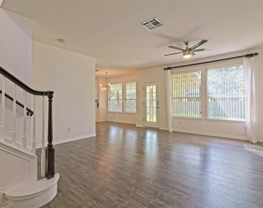 13421 Tossa Ln - Photo Thumbnail 16