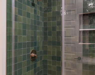 600 Guadalupe St - Photo Thumbnail 9
