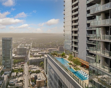 600 Guadalupe St - Photo Thumbnail 27