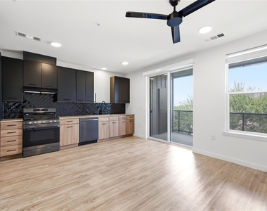 4510 Terry O Ln - Photo Thumbnail 7