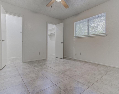 824 King Albert St - Photo Thumbnail 12