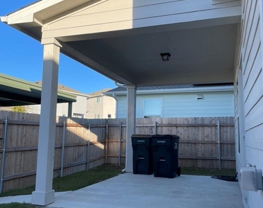 9610 Morning Iris Dr - Photo Thumbnail 23