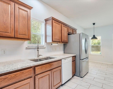 6801 Porter St - Photo Thumbnail 7