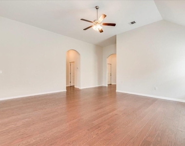 13000 Alans Way - Photo Thumbnail 4