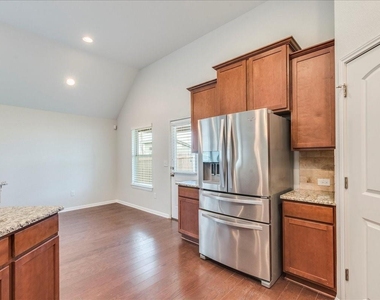 13000 Alans Way - Photo Thumbnail 10