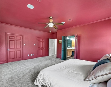 211 Moore Ln - Photo Thumbnail 19
