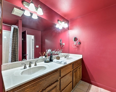 211 Moore Ln - Photo Thumbnail 25