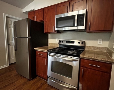 6804 N Capital Of Texas Highway - Photo Thumbnail 7