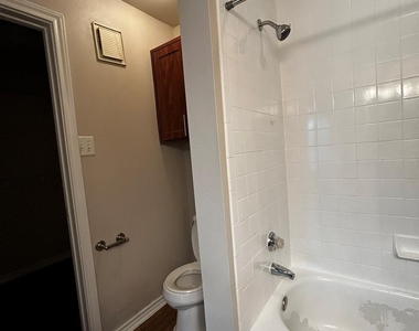 6804 N Capital Of Texas Highway - Photo Thumbnail 21