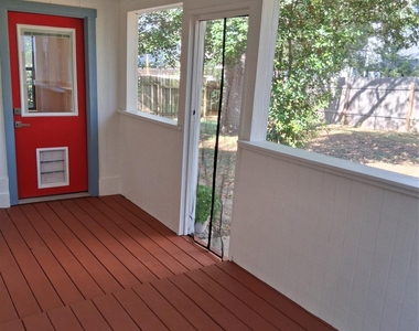 8904 Linton Dr - Photo Thumbnail 11