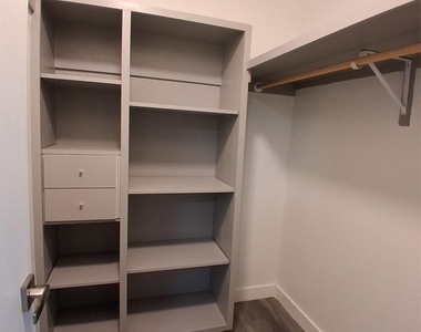8904 Linton Dr - Photo Thumbnail 6