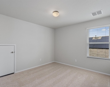 621 Running Creek Dr - Photo Thumbnail 22