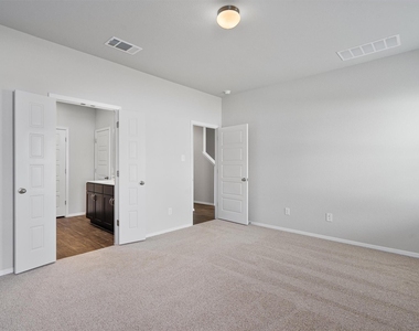 621 Running Creek Dr - Photo Thumbnail 14