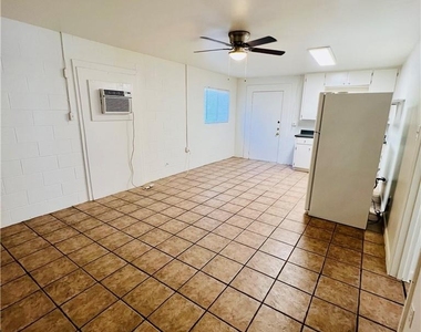 1914 Cullen Ave - Photo Thumbnail 18