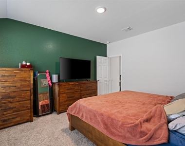 701 Taggart Trl - Photo Thumbnail 22