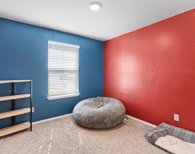 701 Taggart Trl - Photo Thumbnail 12
