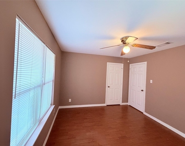 5915 Sunshine Dr - Photo Thumbnail 21