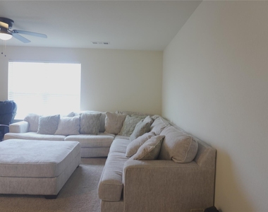 14300 Prairie Sod Ln - Photo Thumbnail 17