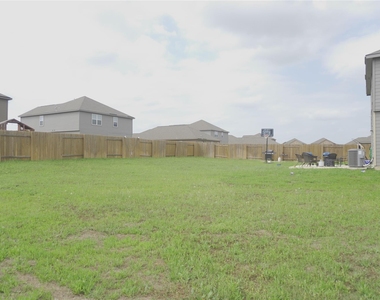 14300 Prairie Sod Ln - Photo Thumbnail 5
