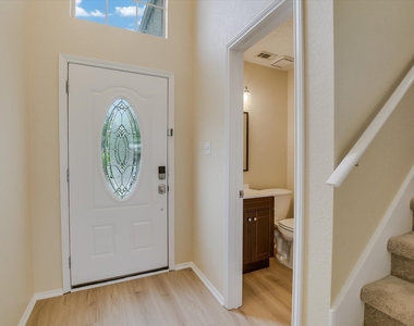 13819 Lothian Dr - Photo Thumbnail 1